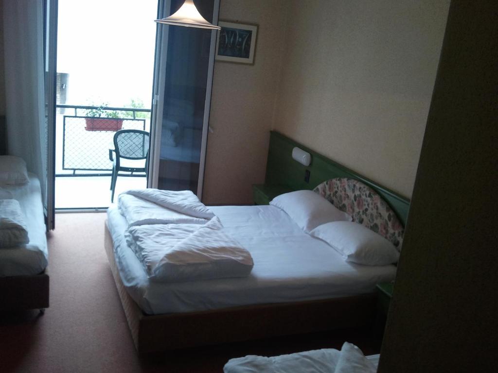 Hotel Caribe - Garda Lake Collection Brenzone sul Garda Szoba fotó