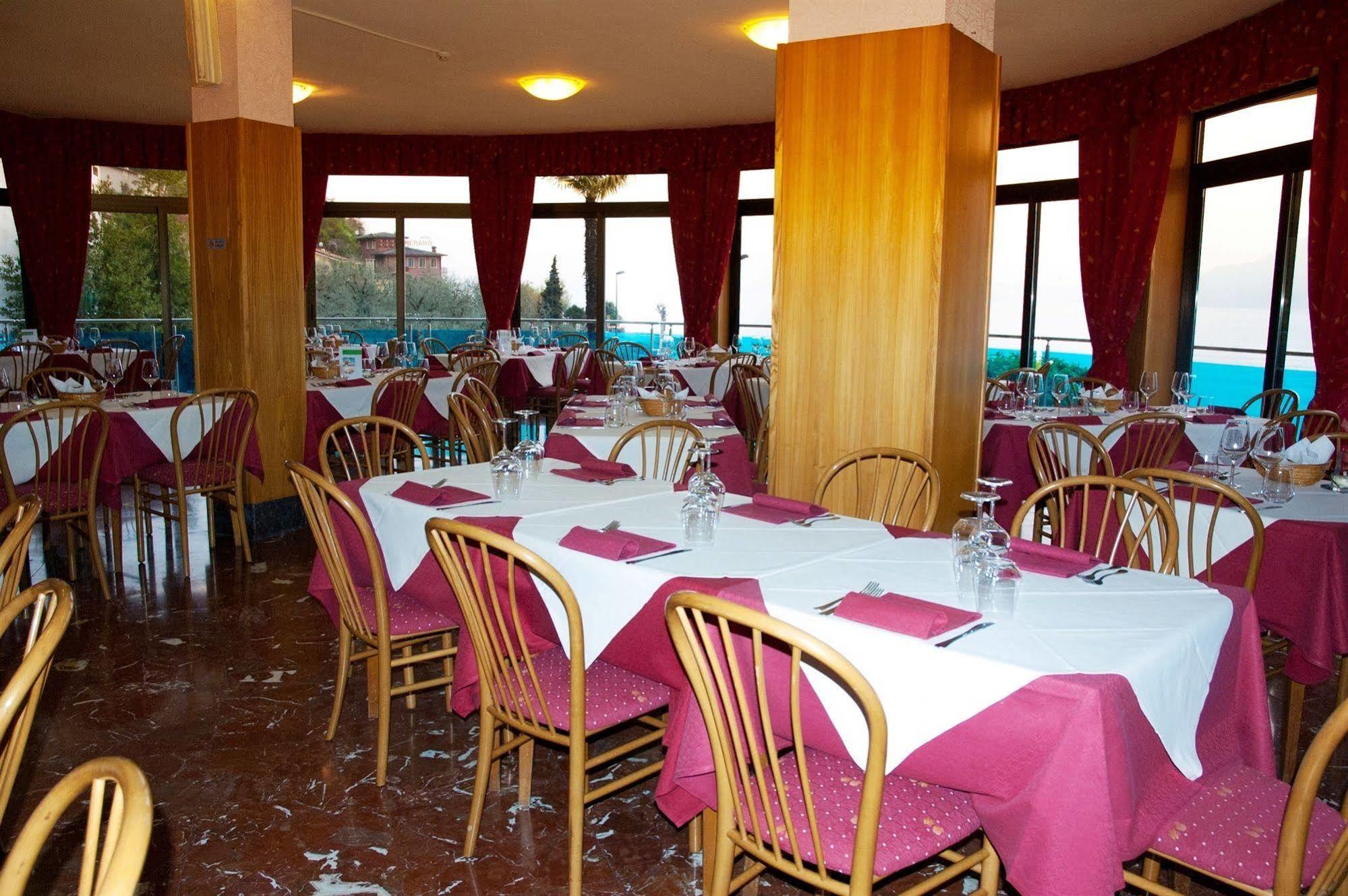 Hotel Caribe - Garda Lake Collection Brenzone sul Garda Kültér fotó