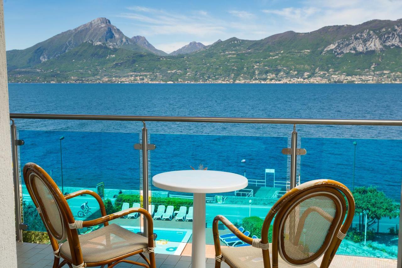 Hotel Caribe - Garda Lake Collection Brenzone sul Garda Kültér fotó
